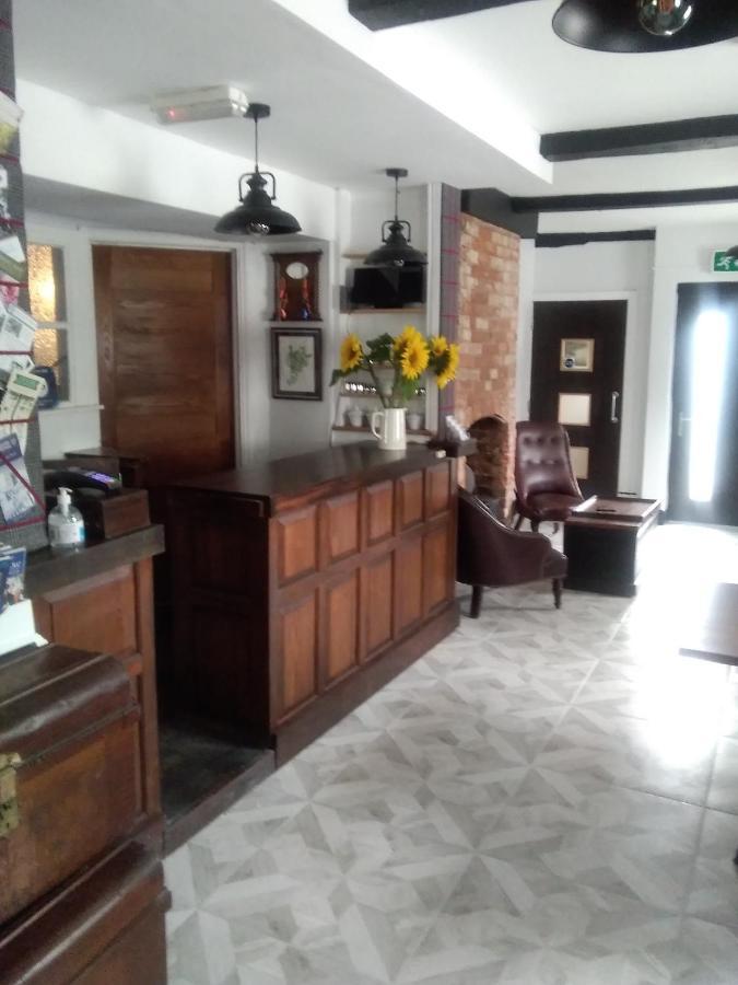 Holly Tree B&B Бромярд Экстерьер фото